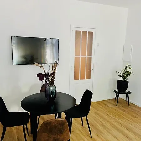 Apartment T2 *