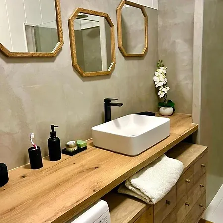 T2 Apartment